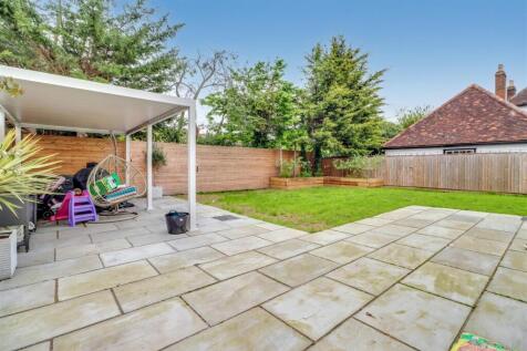 95a POUND LANE PHOTOS GARDEN.jpg