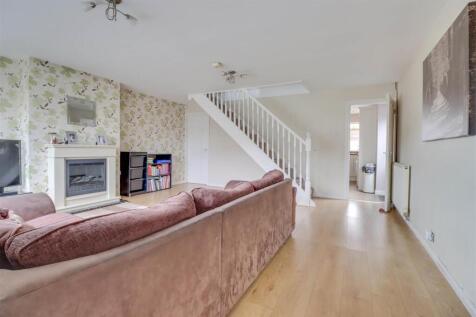 11 SUDBROOK CLOSE INSIDE.jpg