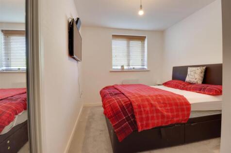 FLAT 2 RAMSDEN COURT-2.jpg