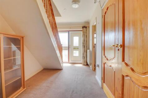6 TIDWORTH AVENUE-5.jpg