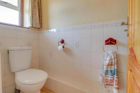 6 TIDWORTH AVENUE-7.jpg