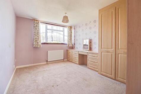 6 TIDWORTH AVENUE-8.jpg