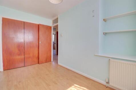 6 TIDWORTH AVENUE-12.jpg