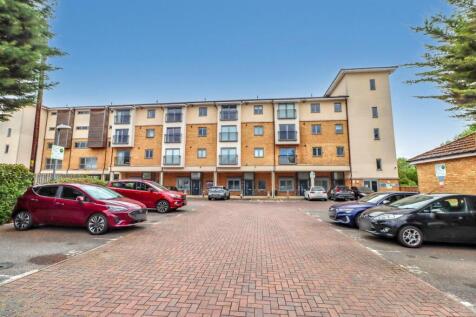 19 RIVER VIEW WICKFORD ESSEX.jpg