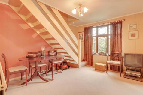 38 LABURNUM AVENUE-8.jpg