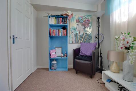 32 VIKING WAY 2025-10.jpg