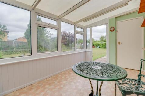 19 REEDS WAY INSIDE-12.jpg