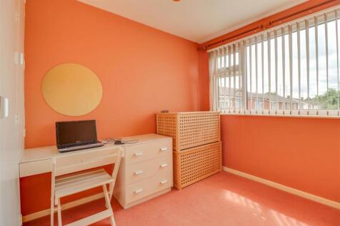19 REEDS WAY INSIDE-2.jpg