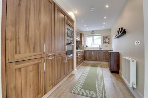 14 TAMORTH DRIVE-6.jpg