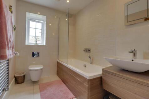 14 TAMORTH DRIVE-14.jpg