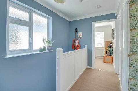 6 SANDOWN ROAD 25-16.jpg