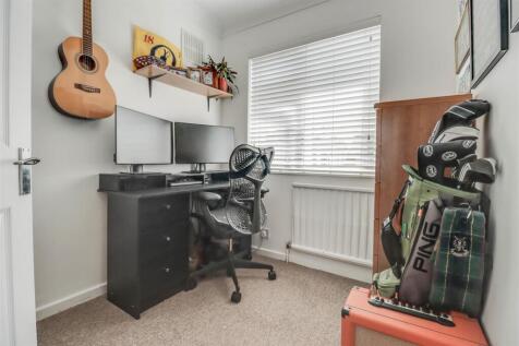 6 SANDOWN ROAD 25-19.jpg
