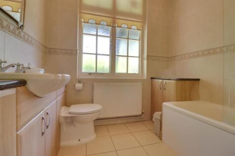 87 SOUTHEND ROAD-4.jpg