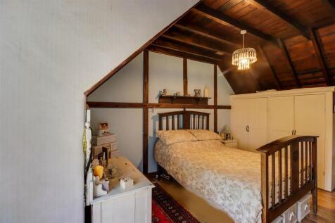 87 SOUTHEND ROAD-18.jpg