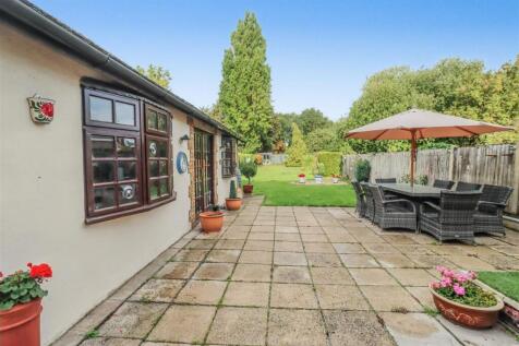 111 RUNWELL ROAD NEW GARDEN SHOTS-9.jpg