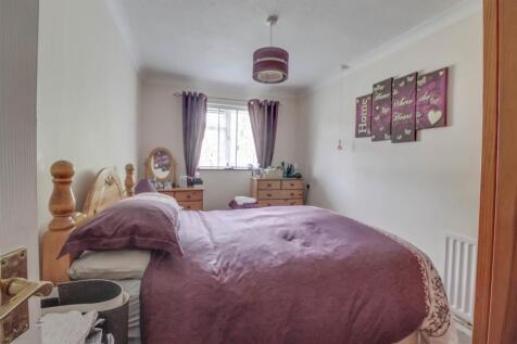 29 PINE CLOSE-3.jpg