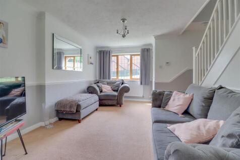 84 DOESHILL DRIVE-2.jpg