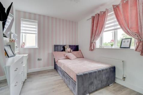 16 MAPLE LANE WICKFORD-8.jpg