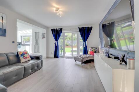 16 MAPLE LANE WICKFORD-23.jpg