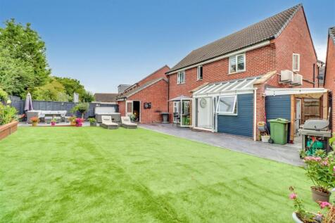 16 MAPLE LANE WICKFORD-33.jpg