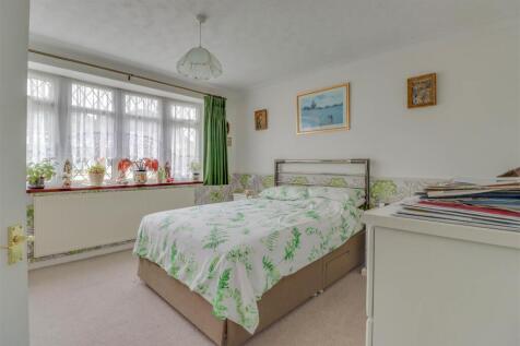 9 TOPPESFIELD AVENUE-3.jpg