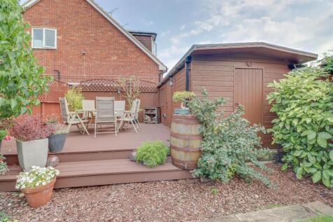 22 HIGHCLIFFE WAY_-18.jpg