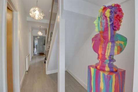 133 LONDON ROAD INSIDE-22.jpg