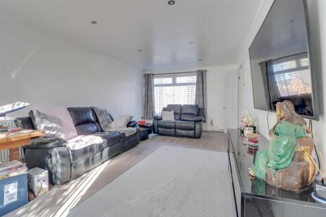 24 WHIST AVENUE-5.jpg