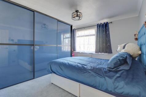24 WHIST AVENUE-7.jpg