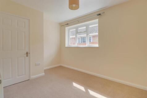 9 OAKHUEST DRIVE-9.jpg