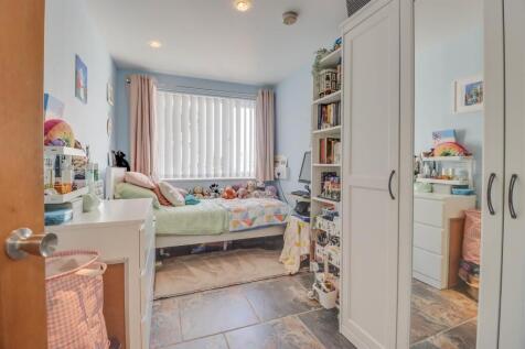 10 ST CHARLES DRIVE-12.jpg