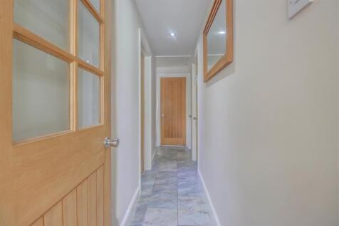 10 ST CHARLES DRIVE-7.jpg