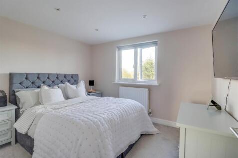 6 LILAC AVENUE INSIDE-23.jpg