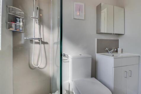 6 LILAC AVENUE INSIDE-22.jpg