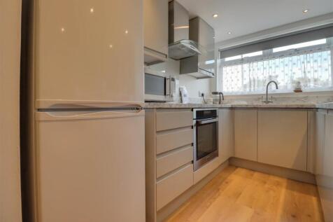 66 BEAUCHAMPS DRIVE INSIDE-4.jpg