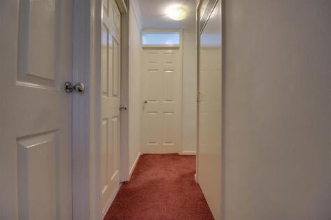 66 BEAUCHAMPS DRIVE INSIDE-14.jpg