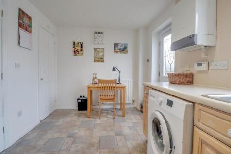 7 CRAWFORD CHASE INSIDE-6.jpg