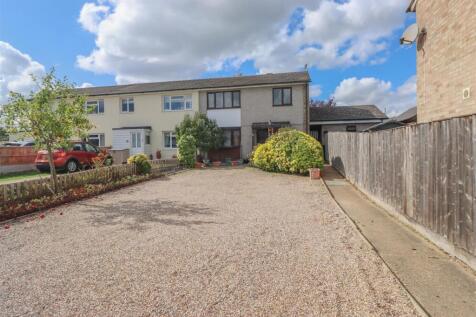 111 ALDERNEY GARDENS FRONT-2.jpg