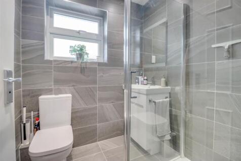 9 HEYBRIDGE DRIVE-4.jpg