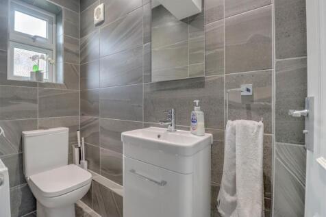 9 HEYBRIDGE DRIVE-6.jpg