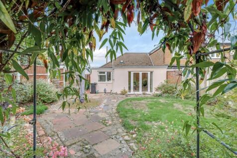 34 ELIZABETH DRIVE-12.jpg