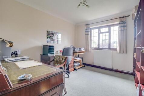 35 RIVERSIDE WALK WICKFORD-13.jpg