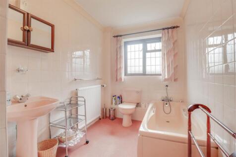 35 RIVERSIDE WALK WICKFORD-9.jpg