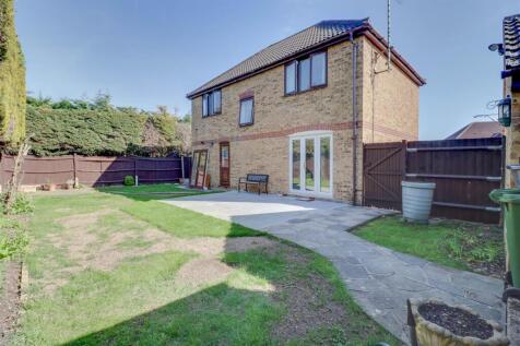 5 HORNCHURCH INSIDE-16.jpg