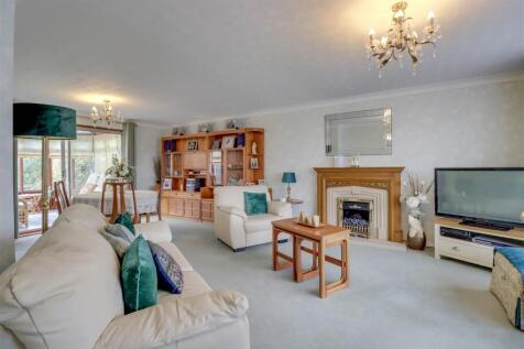 28 CHARLOTTE AVENUE-17.jpg