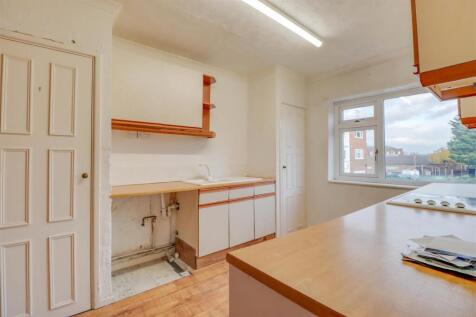 44 MARKET AVENUE INSIDE-2.jpg