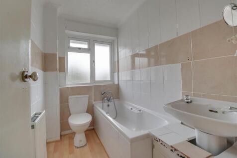 44 MARKET AVENUE INSIDE-6.jpg