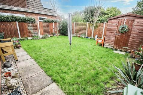 Rear Garden 2.jpg