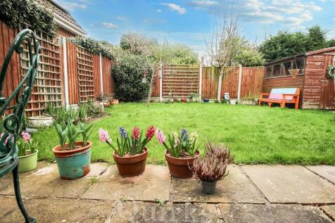 Rear Garden 1.jpg