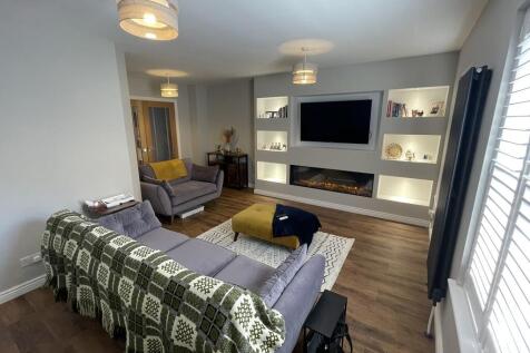 214AQ_LivingRoom